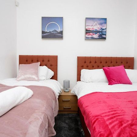Kirkstall Serviced Apartments Leeds Лидс Экстерьер фото