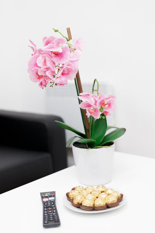 Kirkstall Serviced Apartments Leeds Лидс Экстерьер фото