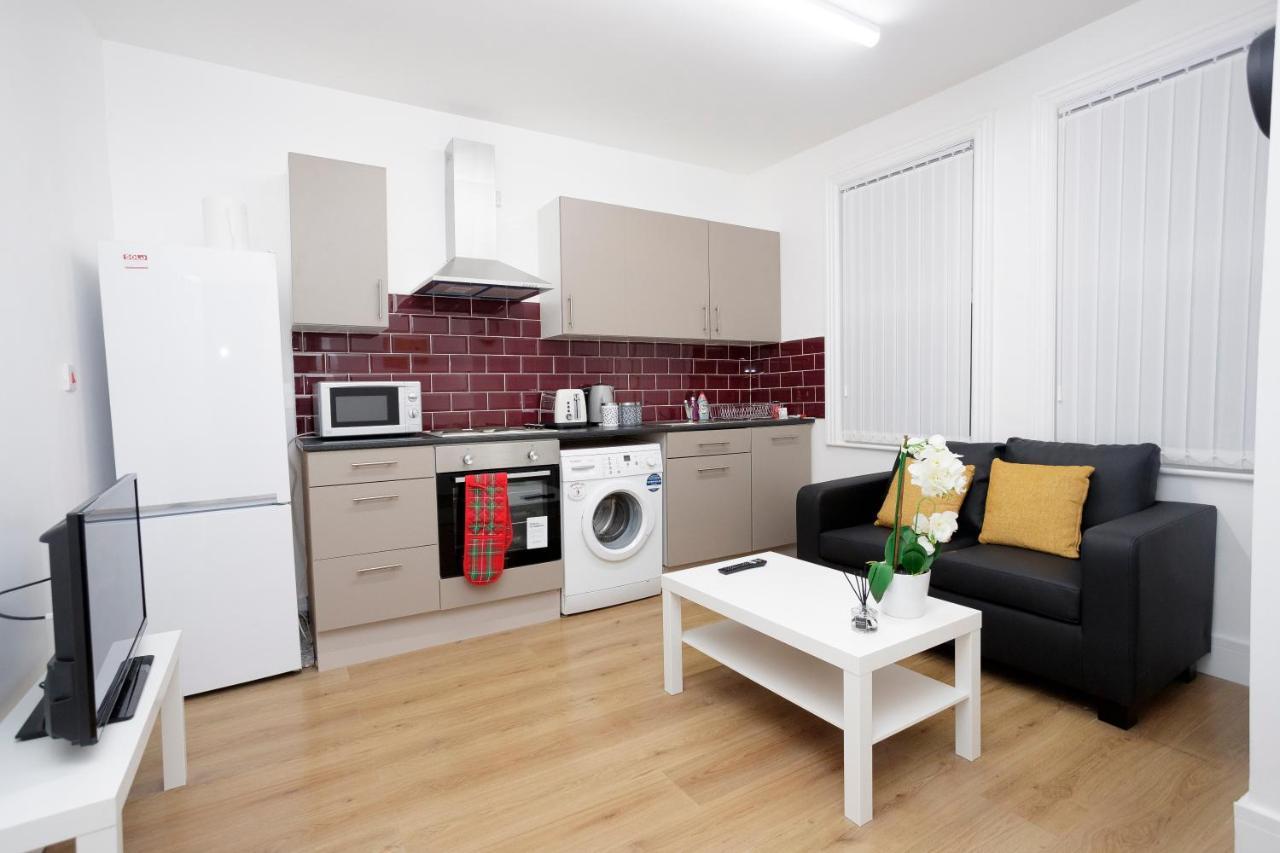 Kirkstall Serviced Apartments Leeds Лидс Экстерьер фото
