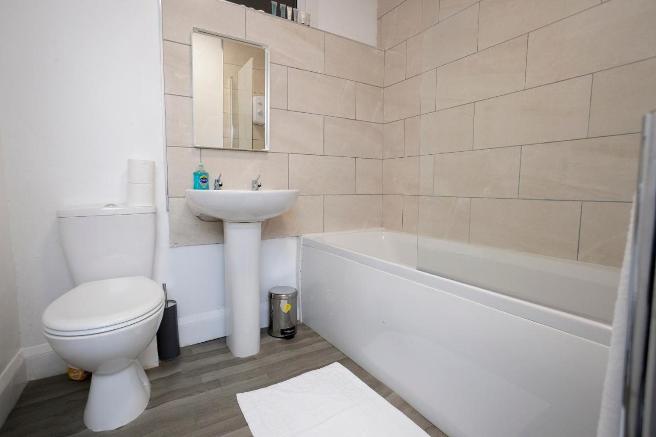 Kirkstall Serviced Apartments Leeds Лидс Экстерьер фото