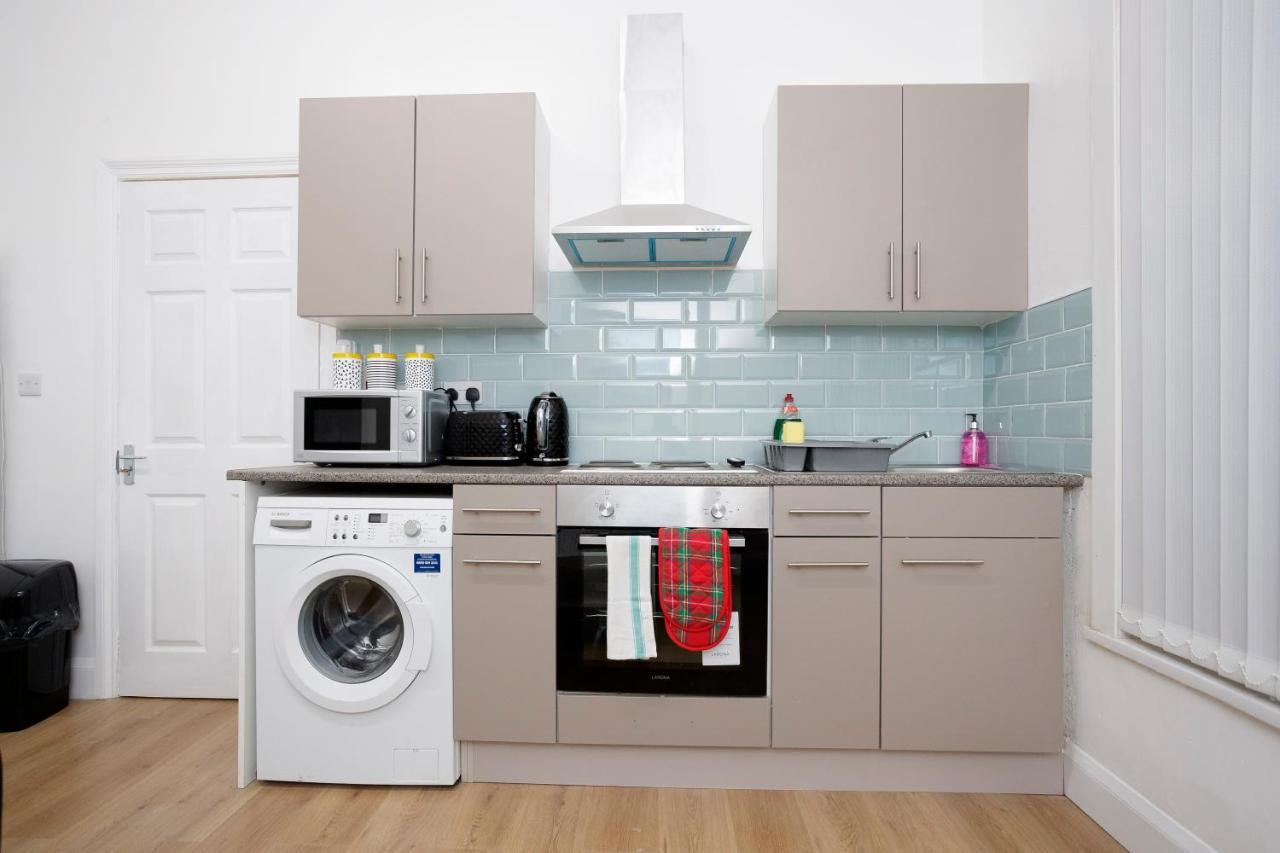 Kirkstall Serviced Apartments Leeds Лидс Экстерьер фото