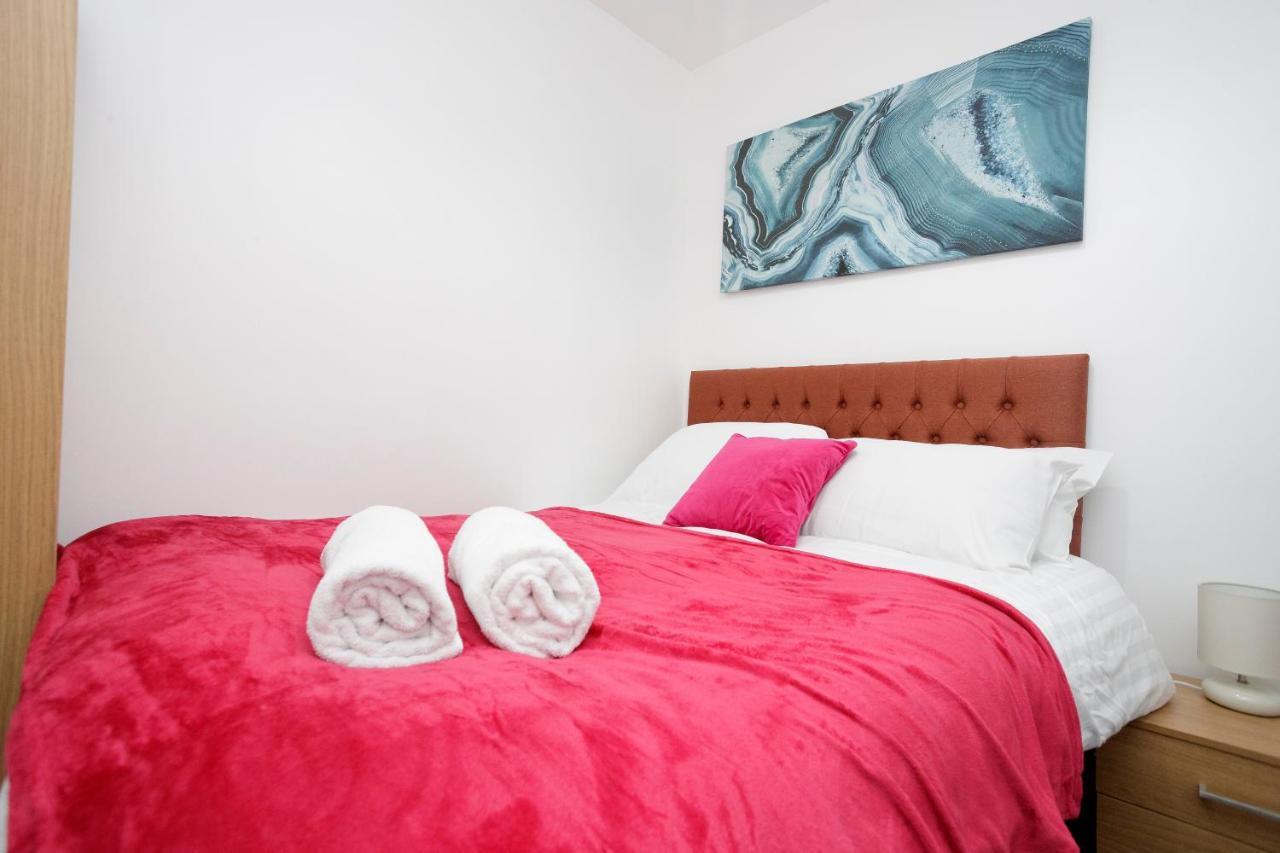Kirkstall Serviced Apartments Leeds Лидс Экстерьер фото